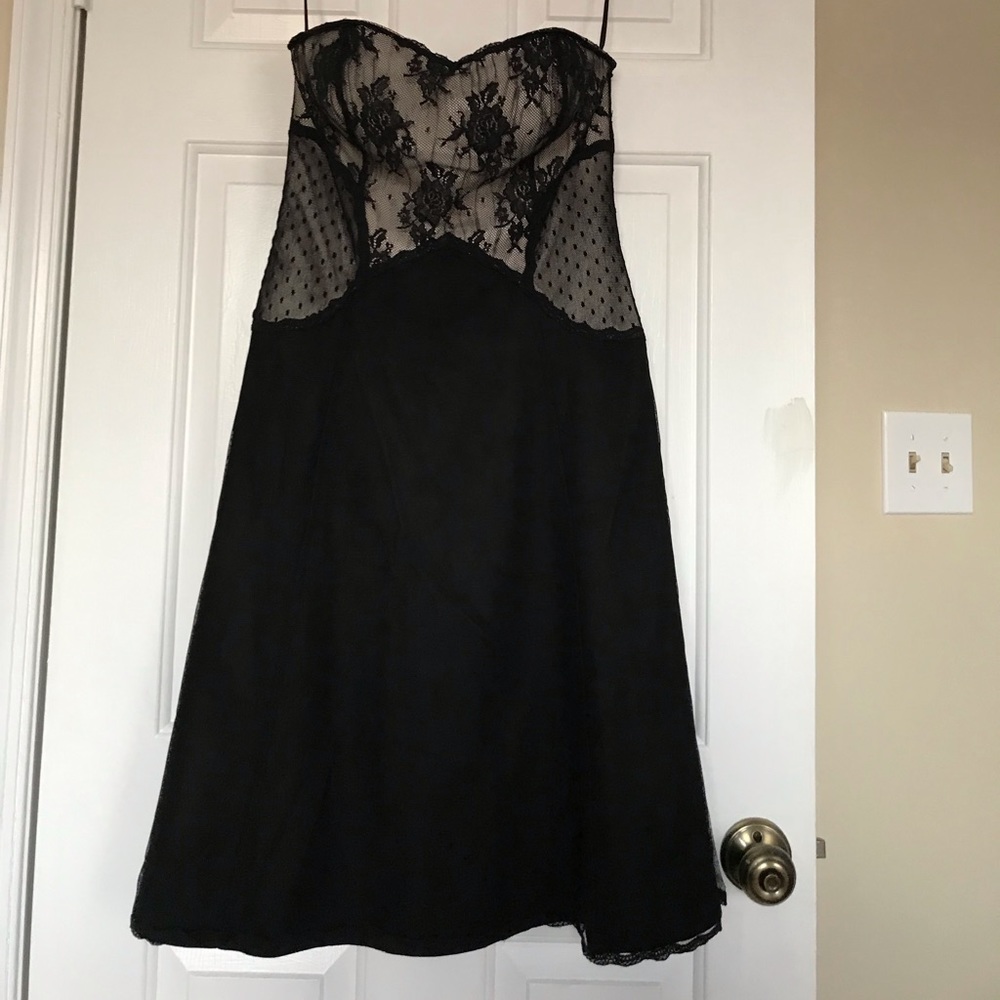 White House black market lace strapless dress